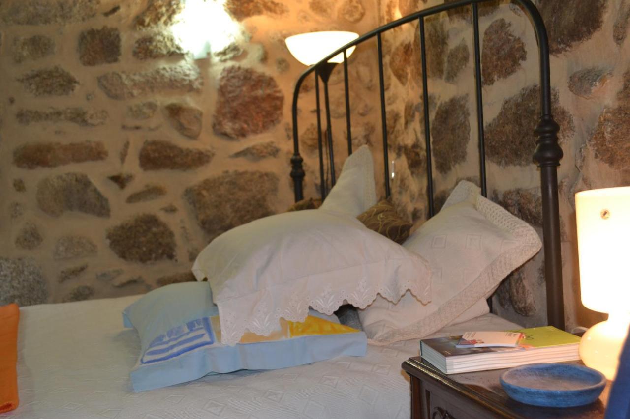 Penedino Mountain Cottage アルコス・デ・ヴァルデヴェス エクステリア 写真